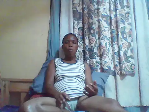 Snapshot of Smillie_prety chatting on July 8, 2026, 5:24 pm Smillie prety online show from July 8, 2026, 5:24 pm