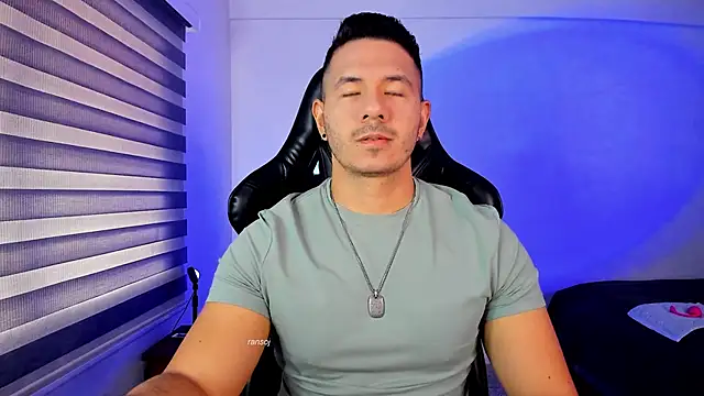 ransoj online show from October 22, 2025, 1:43 pm