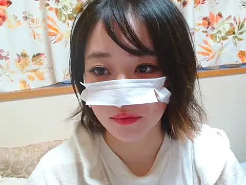 liliyRiSAcha-n online show from October 16, 2025, 7:16 am