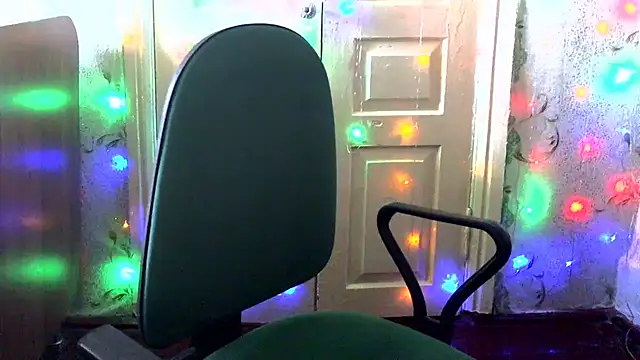 Ladywinter online show from May 13, 2026, 8:54 am