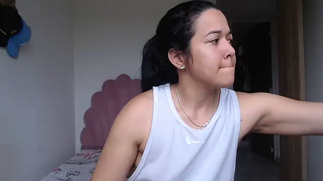 lady hot2xx online show from October 19, 2025, 7:16 pm