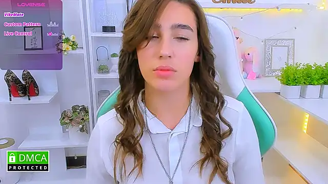  Eliizabeth  online show from September 14, 2025, 9:48 pm