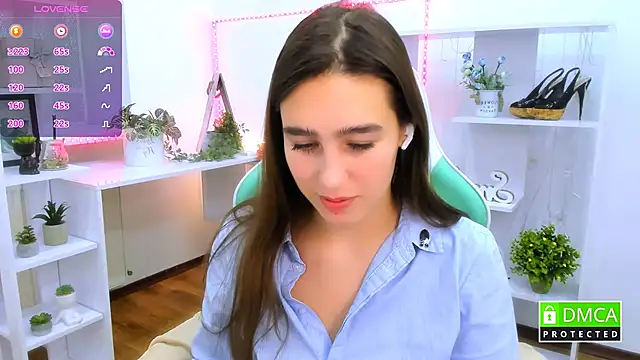  Eliizabeth  online show from February 1, 2026, 10:08 pm