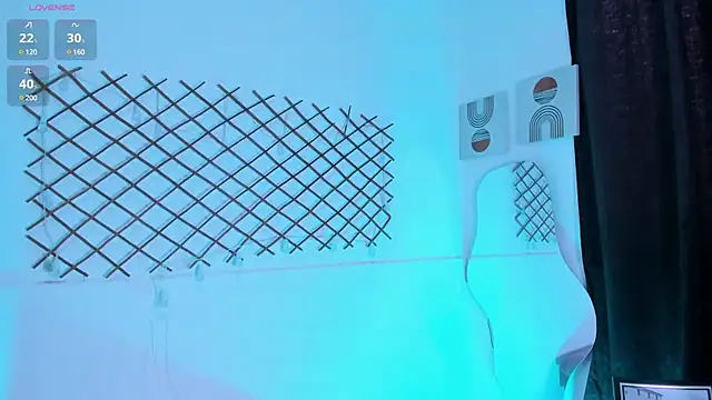 Snapshot of emma_woods_ chatting on February 10, 2025, 1:55 pm emma woods online show from February 10, 2025, 1:55 pm