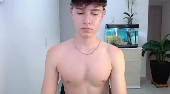 adrian morelly online show from December 10, 2024, 10:37 pm