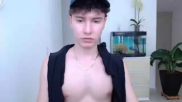 adrian morelly online show from December 10, 2024, 7:32 pm