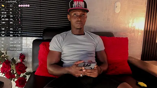 DannSmmith online show from September 16, 2025, 4:35 am