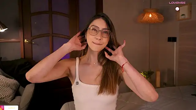 lua ferch   online show from October 15, 2025, 11:51 am