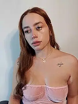 Natalia Suarez online show from April 8, 2026, 1:40 am