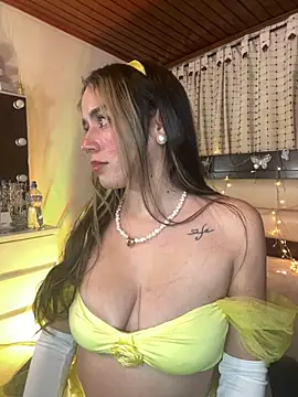 Natalia Suarez online show from March 9, 2025, 3:54 am