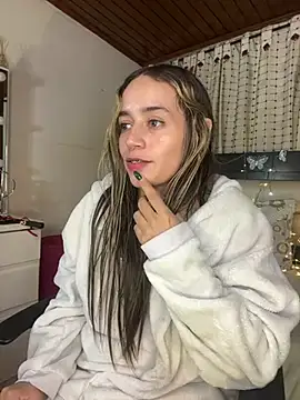 Natalia Suarez online show from March 13, 2025, 9:32 am