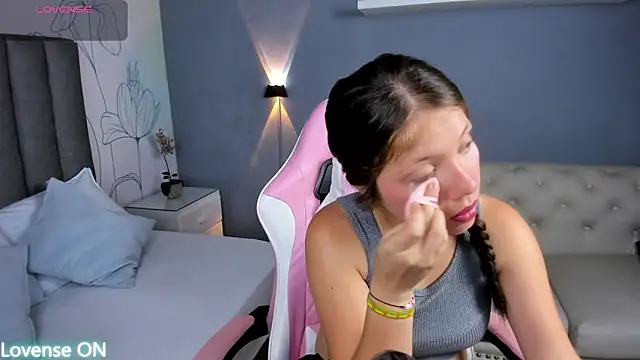 nataly rodri online show from September 10, 2025, 7:13 pm