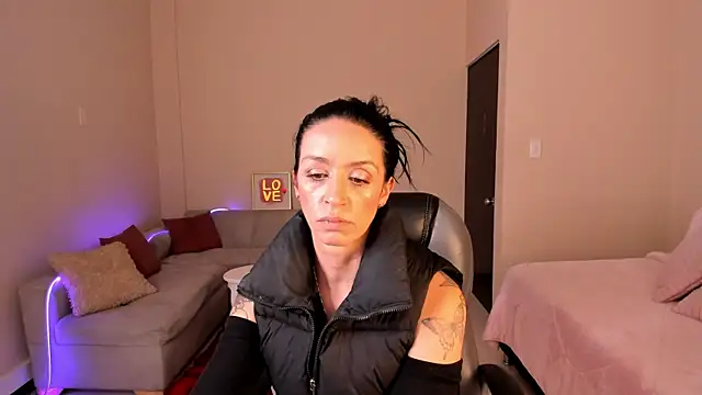 Snapshot of Kristen_Garner chatting on May 28, 2026, 8:15 pm Kristen Garner online show from May 28, 2026, 8:15 pm