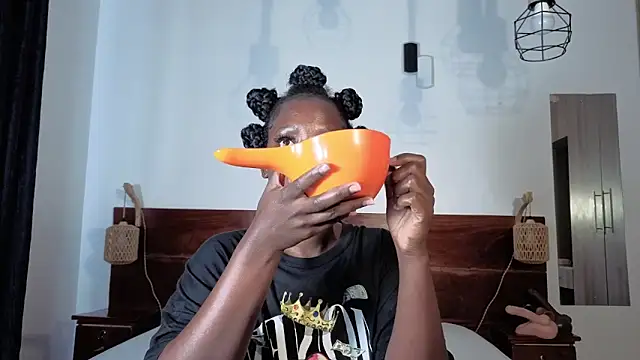 Snapshot of Elegant_Ebony chatting on March 1, 2026, 11:21 am Elegant Ebony online show from March 1, 2026, 11:21 am