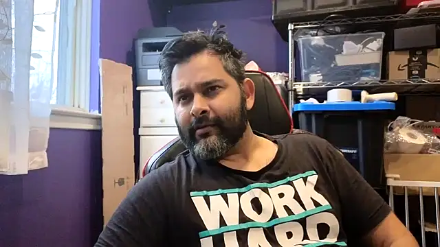 Snapshot of Sakhtlaundaz chatting on March 13, 2026, 9:20 pm Sakhtlaundaz online show from March 13, 2026, 9:20 pm