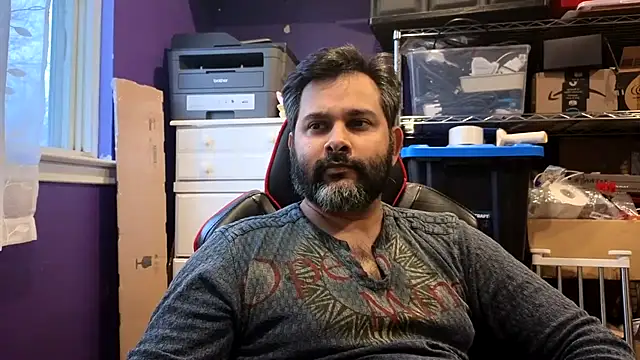 Snapshot of Sakhtlaundaz chatting on March 15, 2026, 11:01 pm Sakhtlaundaz online show from March 15, 2026, 11:01 pm