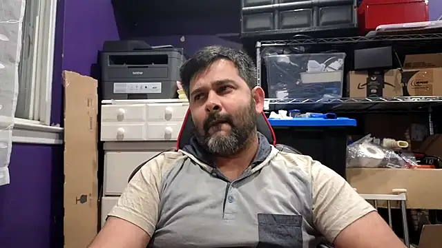 Snapshot of Sakhtlaundaz chatting on February 22, 2026, 4:59 am Sakhtlaundaz online show from February 22, 2026, 4:59 am