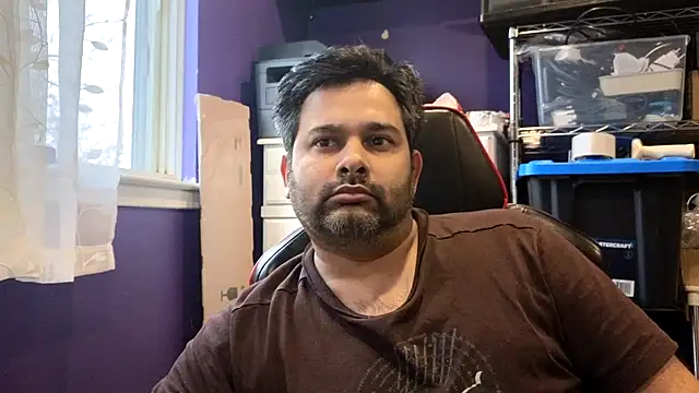 Snapshot of Sakhtlaundaz chatting on March 23, 2026, 1:00 pm Sakhtlaundaz online show from March 23, 2026, 1:00 pm