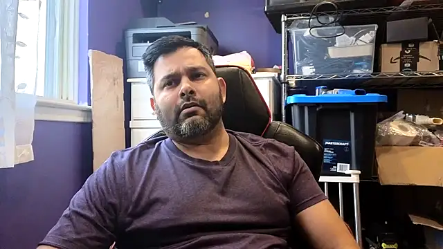 Snapshot of Sakhtlaundaz chatting on February 15, 2026, 9:25 pm Sakhtlaundaz online show from February 15, 2026, 9:25 pm