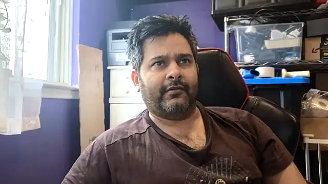 Snapshot of Sakhtlaundaz chatting on March 25, 2026, 2:05 pm Sakhtlaundaz online show from March 25, 2026, 2:05 pm