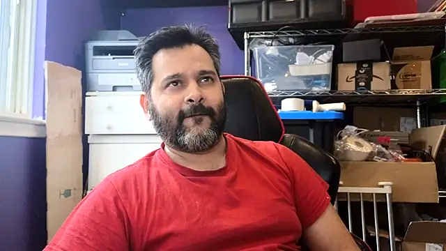 Snapshot of Sakhtlaundaz chatting on March 8, 2026, 8:56 pm Sakhtlaundaz online show from March 8, 2026, 8:56 pm