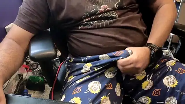 Snapshot of Sakhtlaundaz chatting on March 24, 2026, 9:26 pm Sakhtlaundaz online show from March 24, 2026, 9:26 pm