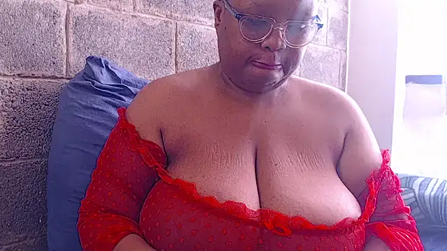 Snapshot of PASION_THUNDERX23 chatting on October 16, 2025, 6:10 am PASION THUNDERX23 online show from October 16, 2025, 6:10 am