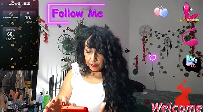 Snapshot of YourWhoreXX chatting on February 6, 2025, 11:53 am YourWhoreXX online show from February 6, 2025, 11:53 am