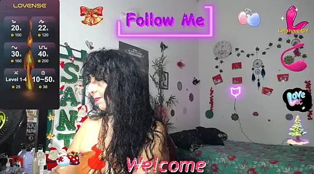 Snapshot of YourWhoreXX chatting on January 4, 2025, 10:49 am YourWhoreXX online show from January 4, 2025, 10:49 am