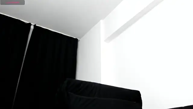 musclemonster31 online show from September 28, 2025, 2:07 am