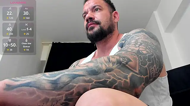 musclemonster31 online show from June 17, 2026, 9:57 pm
