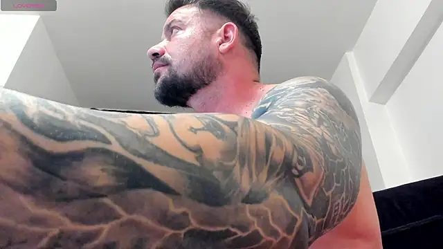 Snapshot of musclemonster31 chatting on July 19, 2026, 9:55 pm musclemonster31 online show from July 19, 2026, 9:55 pm