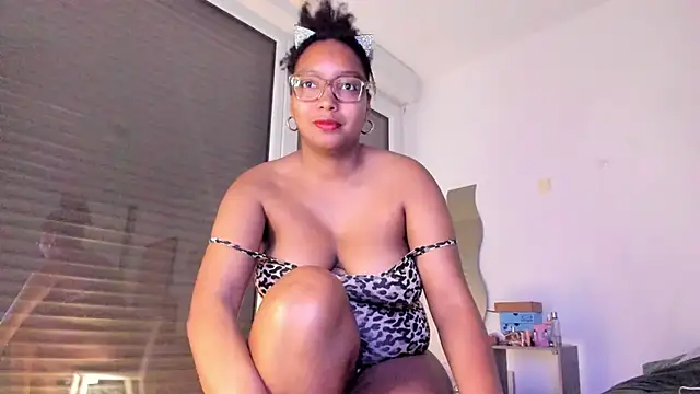 lissajoness online show from February 2, 2026, 11:09 am
