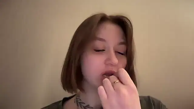 Isabel-Bailey online show from February 14, 2025, 9:53 pm