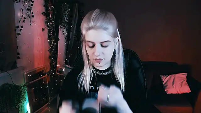 Noah ElmerX online show from September 20, 2025, 9:09 pm