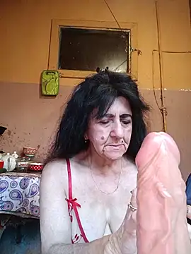 Snapshot of Lovely_Lori chatting on June 16, 2026, 4:12 am Lovely Lori online show from June 16, 2026, 4:12 am