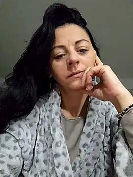 bruneta sexy23 online show from January 7, 2026, 4:50 am