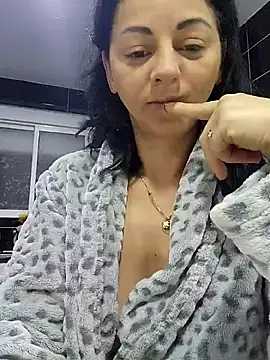 bruneta sexy23 online show from February 17, 2025, 4:42 am