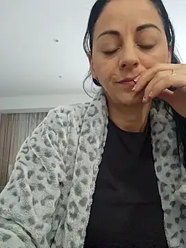 bruneta sexy23 online show from March 1, 2026, 8:03 am