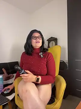 Snapshot of adriana71 chatting on May 23, 2026, 2:21 am adriana71 online show from May 23, 2026, 2:21 am