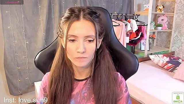 Michel Momsen online show from February 5, 2025, 1:54 pm