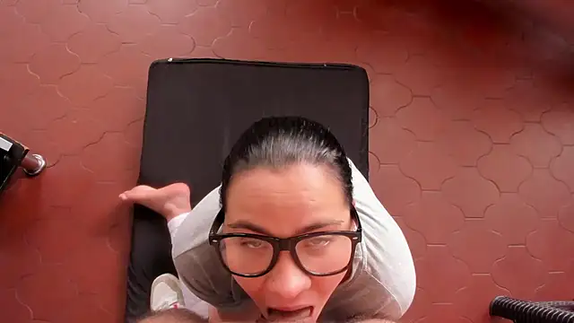 boomboomHooT online show from March 11, 2025, 5:57 pm