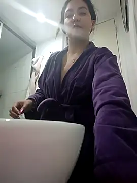 abbymora online show from September 9, 2025, 6:50 pm