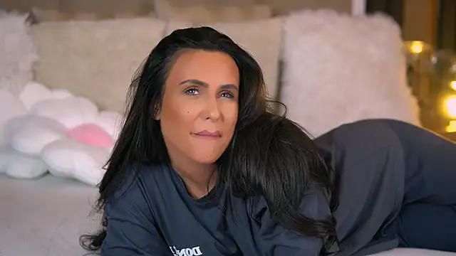 AnaisBellas online show from March 2, 2025, 9:08 pm