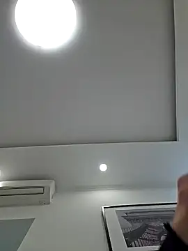 CabrioCabrio online show from February 7, 2025, 9:15 pm