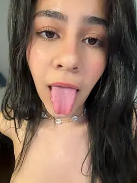 CuteKira7 online show from June 3, 2026, 3:18 am