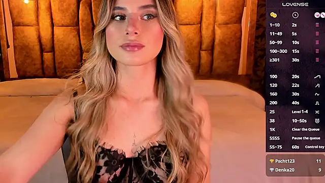 KiaraCarter online show from October 28, 2025, 7:57 pm