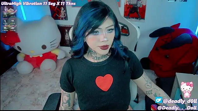 Snapshot of Deadly_Doll chatting on April 9, 2026, 9:21 pm Deadly Doll online show from April 9, 2026, 9:21 pm