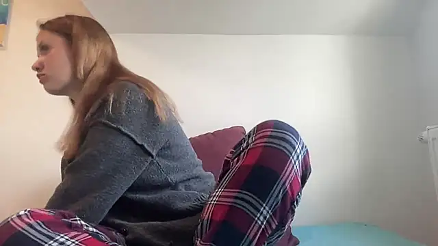 mariemelissah online show from April 26, 2026, 6:32 am