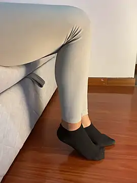 marthina thompsson online show from February 28, 2025, 5:04 am